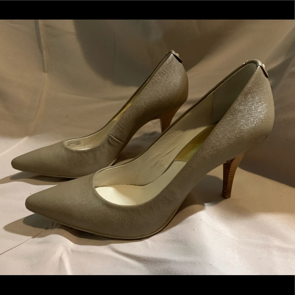 MICHAEL Michael Kors Flex Heels - Picture 1 of 12